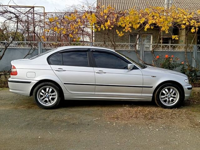 Серый БМВ 3 Серия, объемом двигателя 2 л и пробегом 314 тыс. км за 5000 $, фото 2 на Automoto.ua