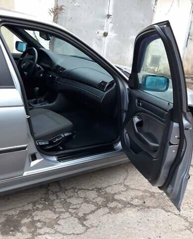 Серый БМВ 3 Серия, объемом двигателя 2 л и пробегом 335 тыс. км за 4500 $, фото 11 на Automoto.ua