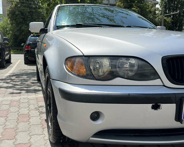 Серый БМВ 3 Серия, объемом двигателя 2 л и пробегом 292 тыс. км за 5300 $, фото 2 на Automoto.ua