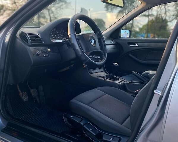 Серый БМВ 3 Серия, объемом двигателя 1.8 л и пробегом 215 тыс. км за 5000 $, фото 3 на Automoto.ua