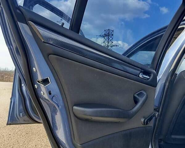 Серый БМВ 3 Серия, объемом двигателя 2 л и пробегом 380 тыс. км за 5000 $, фото 17 на Automoto.ua