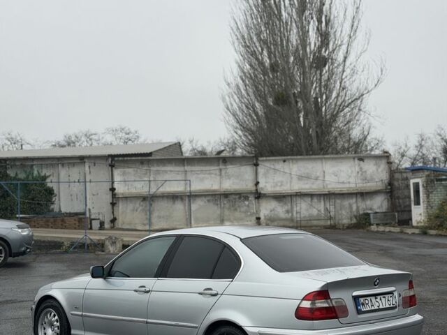 Серый БМВ 3 Серия, объемом двигателя 2.2 л и пробегом 150 тыс. км за 2900 $, фото 10 на Automoto.ua