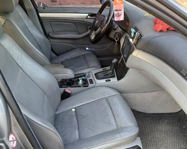 Серый БМВ 3 Серия, объемом двигателя 2 л и пробегом 350 тыс. км за 6700 $, фото 15 на Automoto.ua