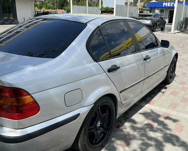 Серый БМВ 3 Серия, объемом двигателя 2 л и пробегом 292 тыс. км за 5300 $, фото 9 на Automoto.ua