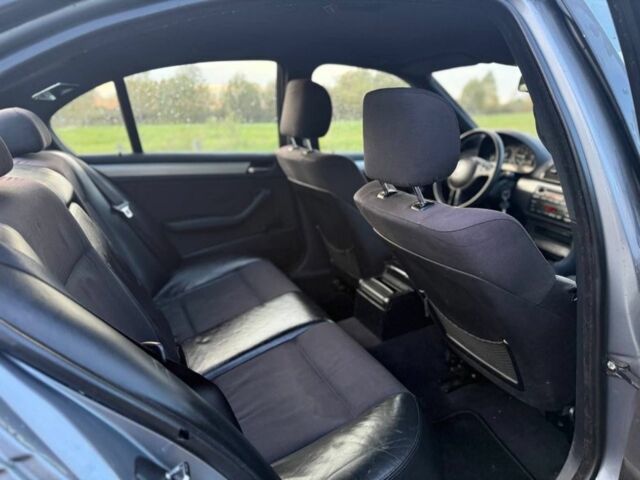 Серый БМВ 3 Серия, объемом двигателя 2 л и пробегом 1 тыс. км за 3300 $, фото 10 на Automoto.ua