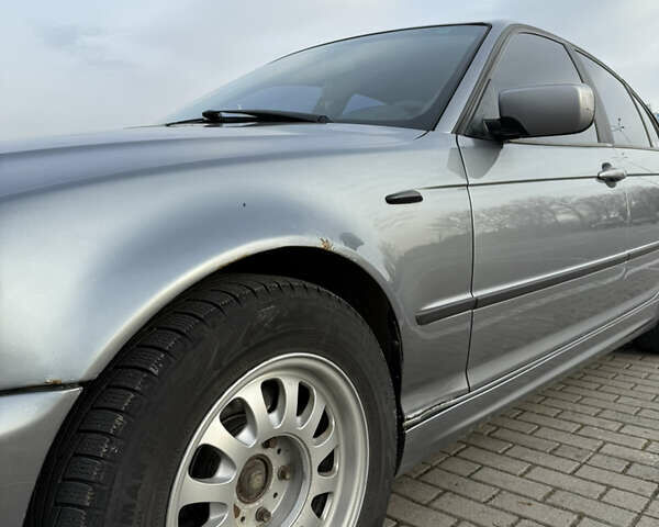 Серый БМВ 3 Серия, объемом двигателя 2 л и пробегом 404 тыс. км за 5200 $, фото 9 на Automoto.ua