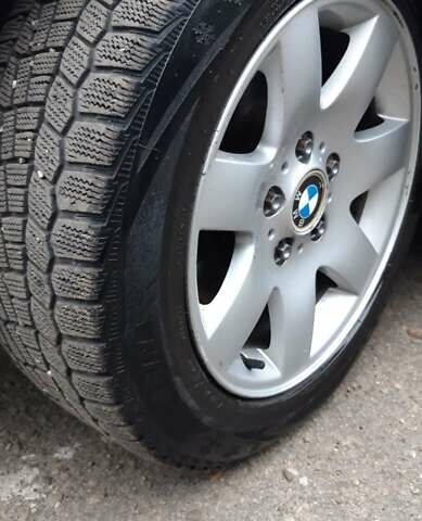 Серый БМВ 3 Серия, объемом двигателя 2 л и пробегом 335 тыс. км за 4500 $, фото 22 на Automoto.ua