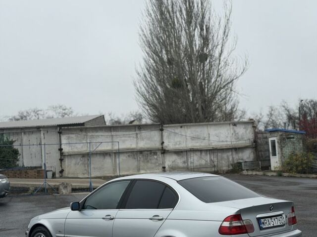 Серый БМВ 3 Серия, объемом двигателя 2.2 л и пробегом 150 тыс. км за 2900 $, фото 11 на Automoto.ua