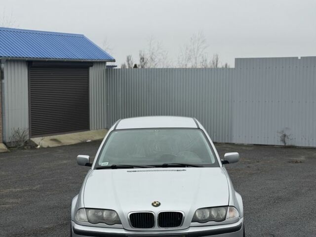 Серый БМВ 3 Серия, объемом двигателя 2.2 л и пробегом 150 тыс. км за 2900 $, фото 3 на Automoto.ua