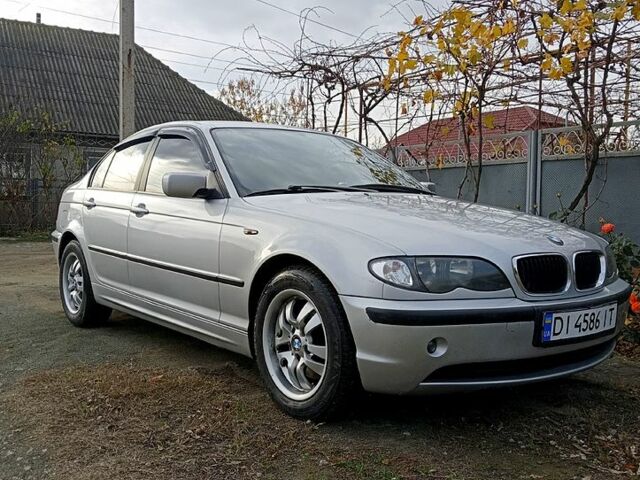 Серый БМВ 3 Серия, объемом двигателя 2 л и пробегом 314 тыс. км за 5000 $, фото 3 на Automoto.ua