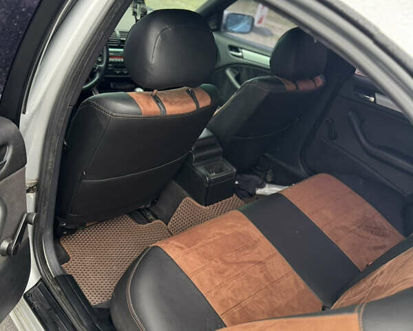 Серый БМВ 3 Серия, объемом двигателя 1.8 л и пробегом 250 тыс. км за 5800 $, фото 8 на Automoto.ua