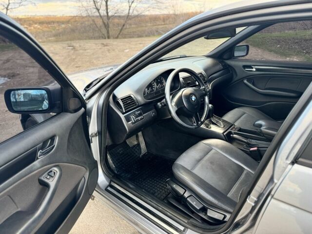 Серый БМВ 3 Серия, объемом двигателя 2 л и пробегом 316 тыс. км за 3500 $, фото 5 на Automoto.ua