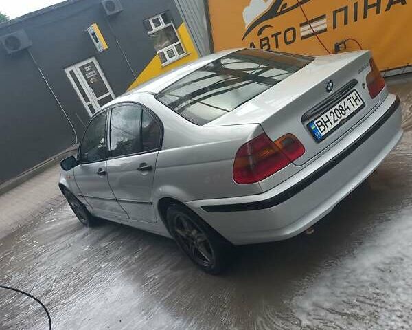 Серый БМВ 3 Серия, объемом двигателя 2 л и пробегом 234 тыс. км за 5900 $, фото 6 на Automoto.ua