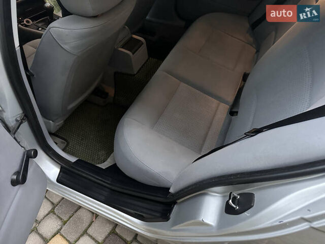 Серый БМВ 3 Серия, объемом двигателя 2 л и пробегом 259 тыс. км за 4200 $, фото 18 на Automoto.ua