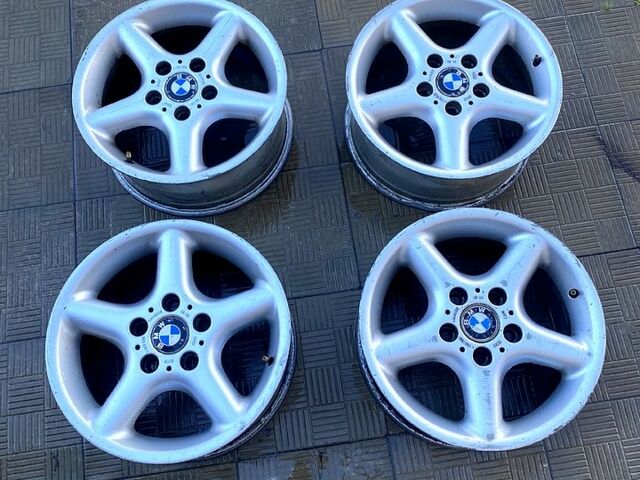 Сірий БМВ 3 Серія, об'ємом двигуна 2 л та пробігом 345 тис. км за 4700 $, фото 9 на Automoto.ua