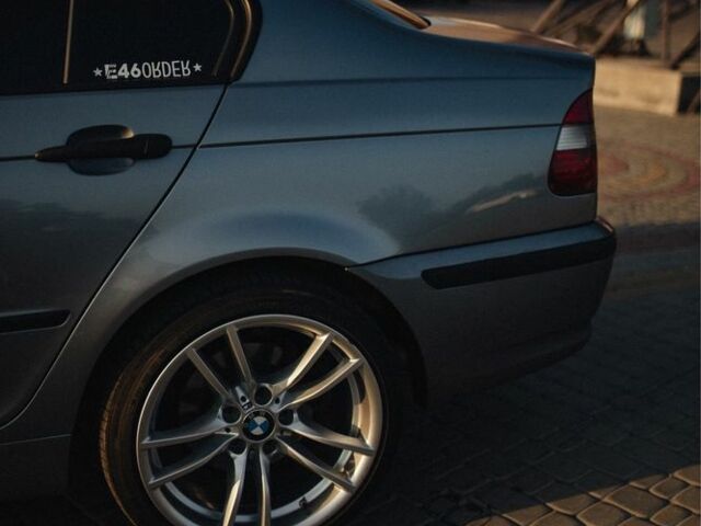 Серый БМВ 3 Серия, объемом двигателя 2 л и пробегом 330 тыс. км за 5600 $, фото 4 на Automoto.ua