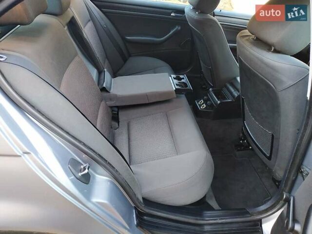 Серый БМВ 3 Серия, объемом двигателя 2 л и пробегом 178 тыс. км за 6700 $, фото 23 на Automoto.ua