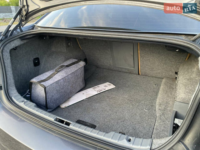 Серый БМВ 3 Серия, объемом двигателя 2 л и пробегом 388 тыс. км за 8000 $, фото 52 на Automoto.ua