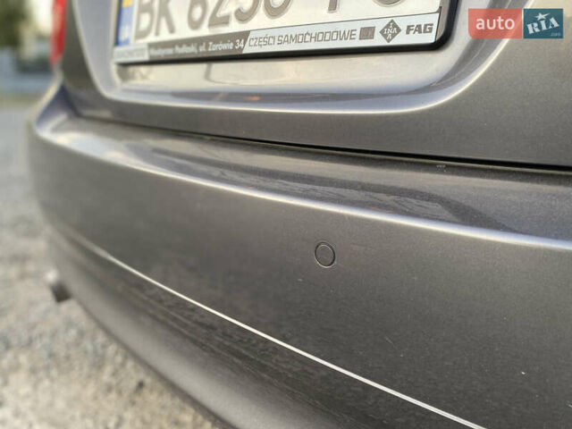 Серый БМВ 3 Серия, объемом двигателя 2 л и пробегом 388 тыс. км за 8000 $, фото 17 на Automoto.ua