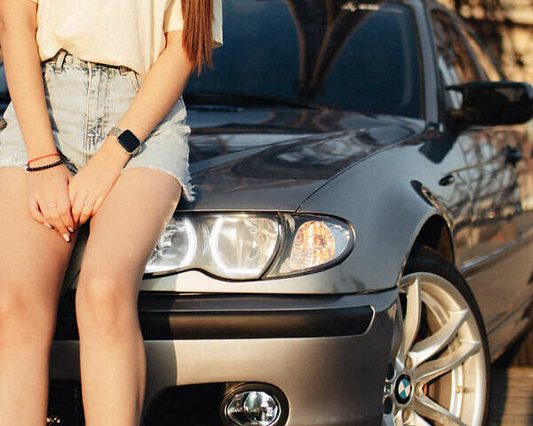 Серый БМВ 3 Серия, объемом двигателя 2 л и пробегом 330 тыс. км за 5600 $, фото 13 на Automoto.ua