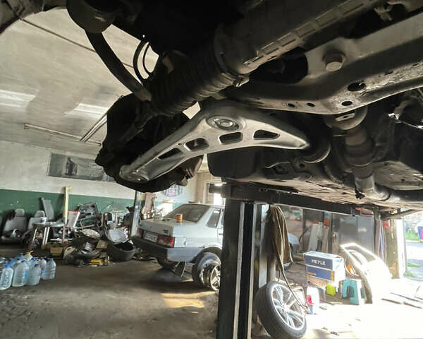 Серый БМВ 3 Серия, объемом двигателя 2 л и пробегом 330 тыс. км за 5600 $, фото 38 на Automoto.ua