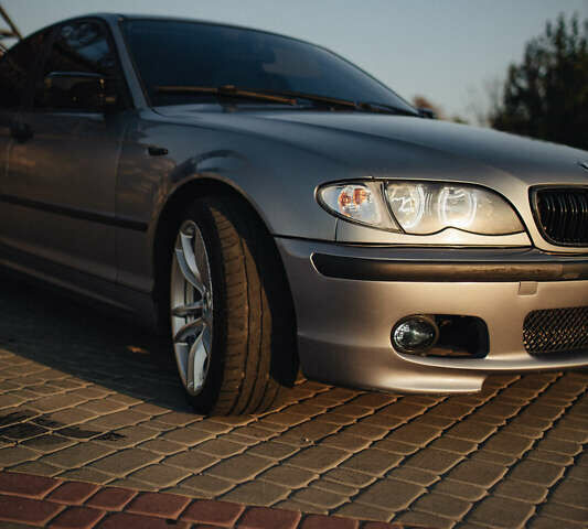 Серый БМВ 3 Серия, объемом двигателя 2 л и пробегом 330 тыс. км за 5600 $, фото 17 на Automoto.ua