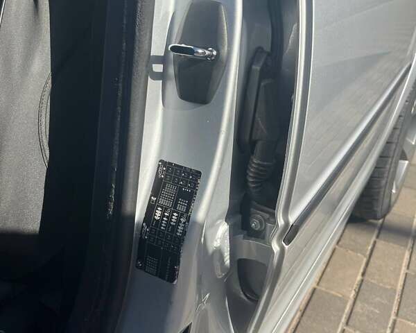 Сірий БМВ 3 Серія, об'ємом двигуна 1.8 л та пробігом 169 тис. км за 5800 $, фото 9 на Automoto.ua