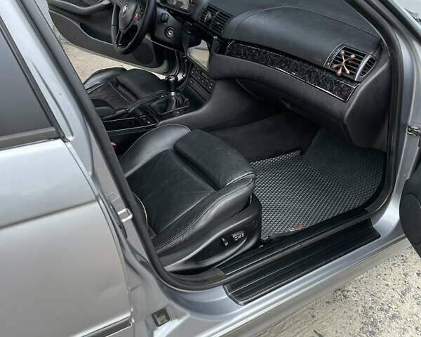 Серый БМВ 3 Серия, объемом двигателя 2 л и пробегом 330 тыс. км за 5600 $, фото 5 на Automoto.ua