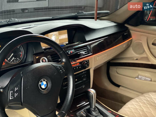 Серый БМВ 3 Серия, объемом двигателя 2 л и пробегом 388 тыс. км за 8000 $, фото 25 на Automoto.ua