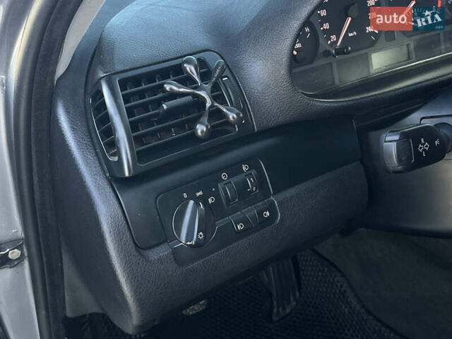 Сірий БМВ 3 Серія, об'ємом двигуна 1.95 л та пробігом 315 тис. км за 5850 $, фото 40 на Automoto.ua