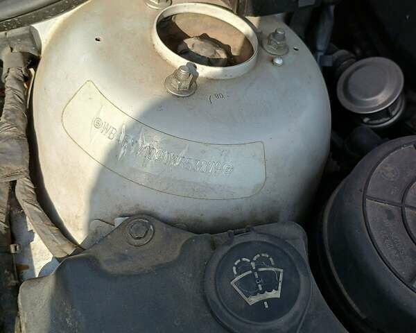Сірий БМВ 3 Серія, об'ємом двигуна 0 л та пробігом 200 тис. км за 5600 $, фото 16 на Automoto.ua