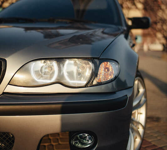 Серый БМВ 3 Серия, объемом двигателя 2 л и пробегом 330 тыс. км за 5600 $, фото 22 на Automoto.ua