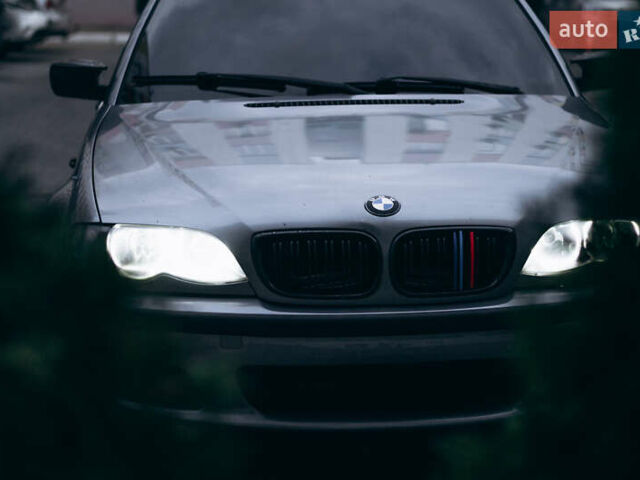 Серый БМВ 3 Серия, объемом двигателя 2 л и пробегом 330 тыс. км за 5600 $, фото 44 на Automoto.ua