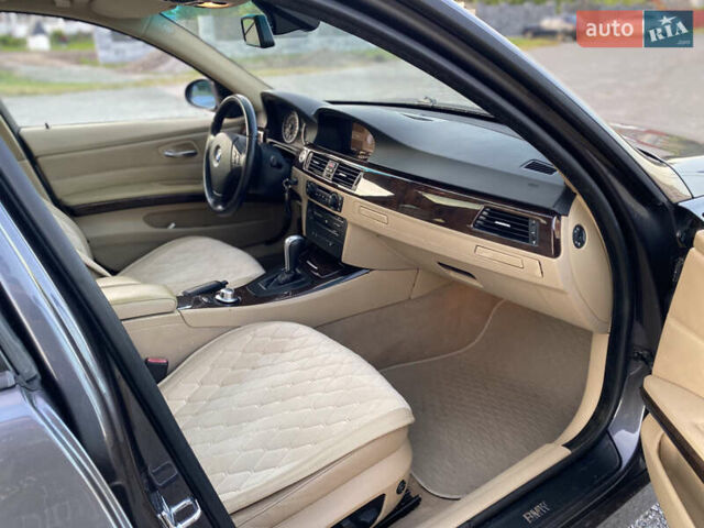 Серый БМВ 3 Серия, объемом двигателя 2 л и пробегом 388 тыс. км за 8000 $, фото 29 на Automoto.ua