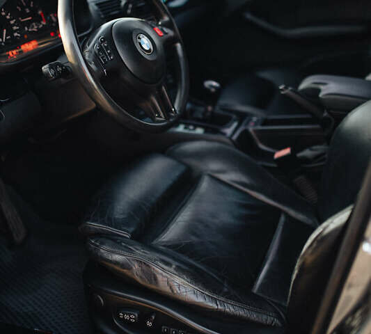 Серый БМВ 3 Серия, объемом двигателя 2 л и пробегом 330 тыс. км за 5600 $, фото 10 на Automoto.ua