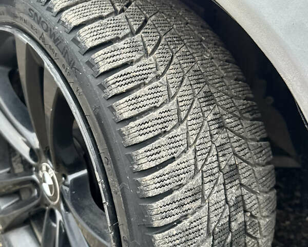 Сірий БМВ 3 Серія, об'ємом двигуна 2 л та пробігом 319 тис. км за 5499 $, фото 13 на Automoto.ua