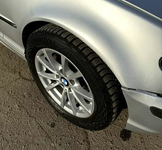 Серый БМВ 3 Серия, объемом двигателя 2.2 л и пробегом 303 тыс. км за 4700 $, фото 7 на Automoto.ua