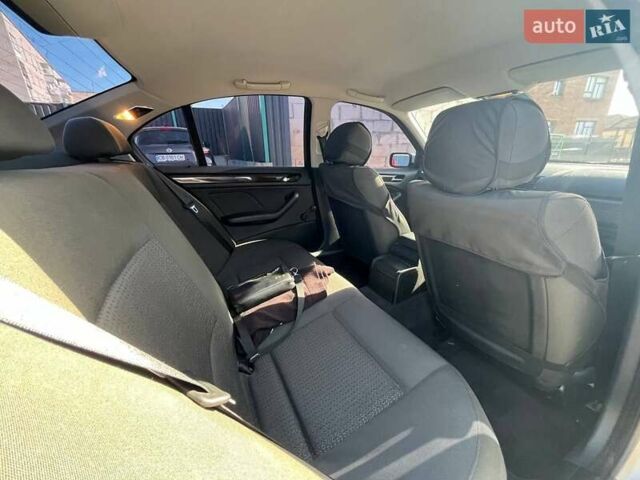 Сірий БМВ 3 Серія, об'ємом двигуна 1.8 л та пробігом 169 тис. км за 5800 $, фото 13 на Automoto.ua