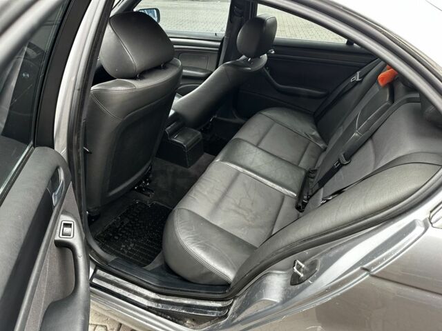 Серый БМВ 3 Серия, объемом двигателя 2 л и пробегом 370 тыс. км за 2500 $, фото 10 на Automoto.ua