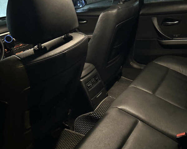 Серый БМВ 3 Серия, объемом двигателя 2 л и пробегом 292 тыс. км за 6600 $, фото 12 на Automoto.ua