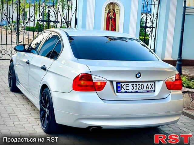 Серый БМВ 3 Серия, объемом двигателя 2 л и пробегом 300 тыс. км за 7100 $, фото 2 на Automoto.ua