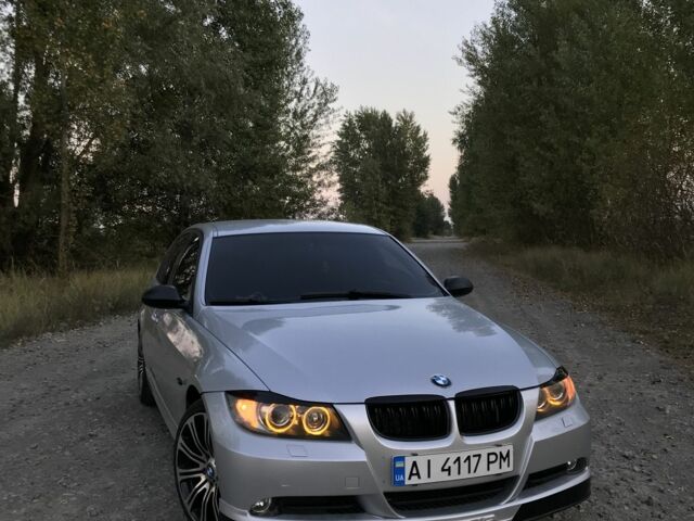 Серый БМВ 3 Серия, объемом двигателя 2 л и пробегом 397 тыс. км за 7900 $, фото 2 на Automoto.ua
