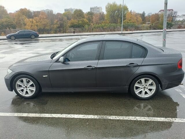 Серый БМВ 3 Серия, объемом двигателя 2 л и пробегом 400 тыс. км за 6500 $, фото 2 на Automoto.ua