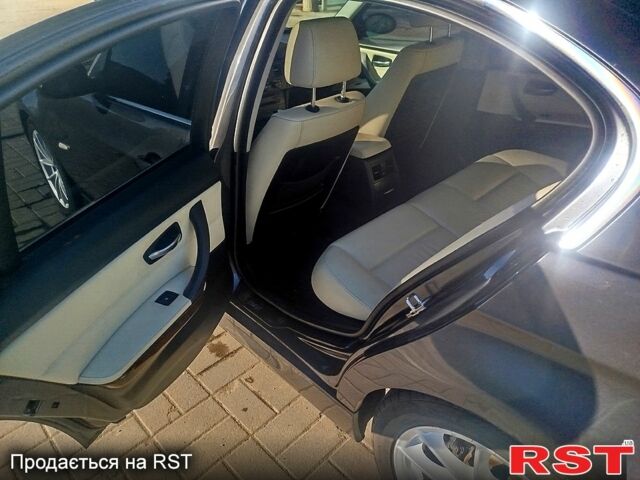 Серый БМВ 3 Серия, объемом двигателя 2.5 л и пробегом 319 тыс. км за 7500 $, фото 7 на Automoto.ua