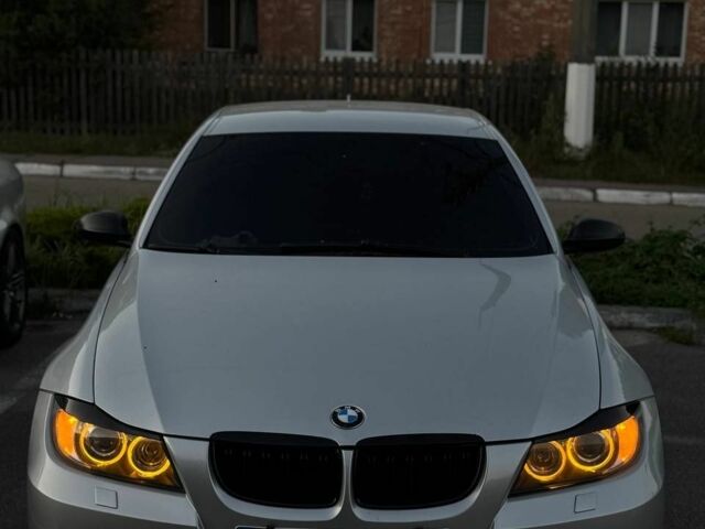 Серый БМВ 3 Серия, объемом двигателя 2 л и пробегом 397 тыс. км за 7900 $, фото 5 на Automoto.ua