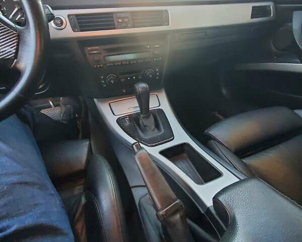 Серый БМВ 3 Серия, объемом двигателя 2.5 л и пробегом 314 тыс. км за 8000 $, фото 9 на Automoto.ua