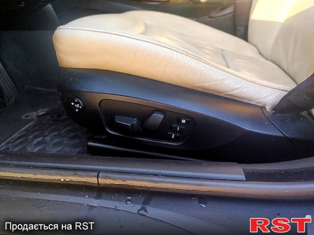 Серый БМВ 3 Серия, объемом двигателя 2.5 л и пробегом 319 тыс. км за 7500 $, фото 2 на Automoto.ua