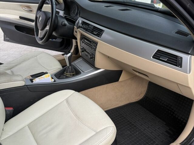 Серый БМВ 3 Серия, объемом двигателя 2 л и пробегом 300 тыс. км за 6700 $, фото 6 на Automoto.ua