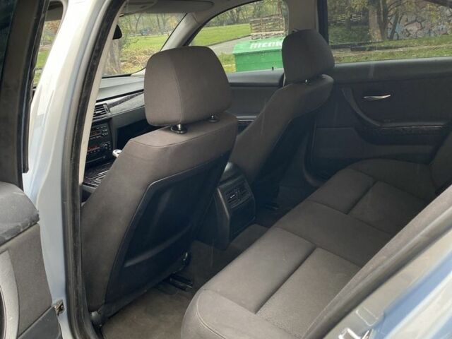 Сірий БМВ 3 Серія, об'ємом двигуна 2 л та пробігом 230 тис. км за 5750 $, фото 10 на Automoto.ua