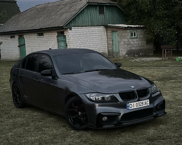 Серый БМВ 3 Серия, объемом двигателя 2 л и пробегом 245 тыс. км за 7300 $, фото 9 на Automoto.ua